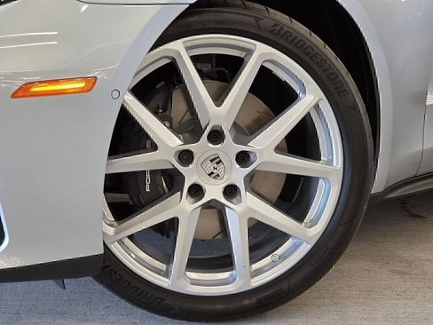 Certified 2026 Porsche Panamera RWD image 23