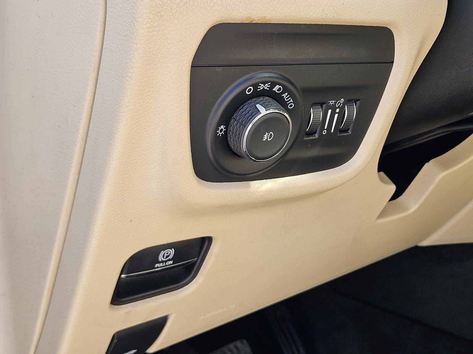 Used 2021 Jeep Grand Cherokee L Limited AWD/4WD image 20