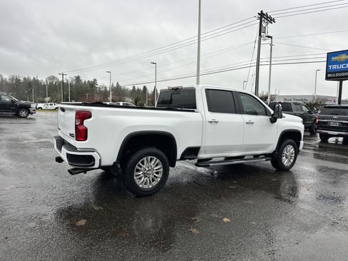 Used 2023 Chevrolet Silverado 3500 High Country w/ Z71 Off-Road Package image 6