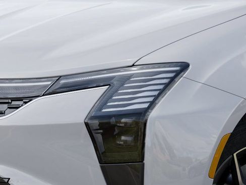 New 2027 Chrysler Pacifica Limited FWD image 10