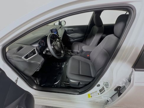 Used 2024 Toyota Corolla LE image 15