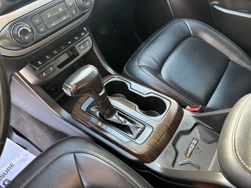 Used 2020 Chevrolet Colorado ZR2 image 14