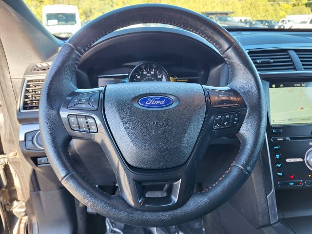 Certified 2018 Ford Explorer Sport w/ Ford Safe & Smart Package AWD/4WD image 29