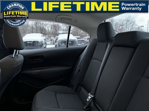 Used 2024 Toyota Corolla LE image 16