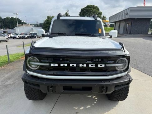 Used 2024 Ford Bronco Outer Banks AWD/4WD image 3