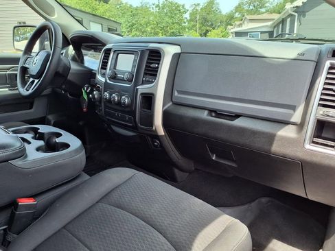 Used 2019 RAM 1500 Classic Warlock AWD/4WD image 11