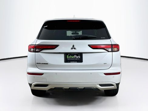 Used 2024 Mitsubishi Outlander SE AWD/4WD image 7
