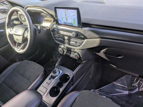 Certified 2022 Ford Escape SEL w/ SEL Stealth AWD Package image 28