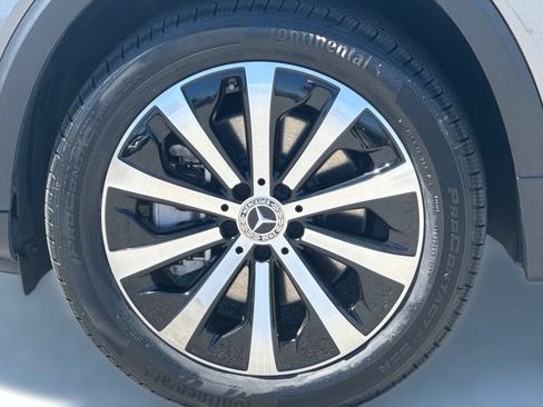 Used 2022 Mercedes-Benz GLB 250 4MATIC image 12