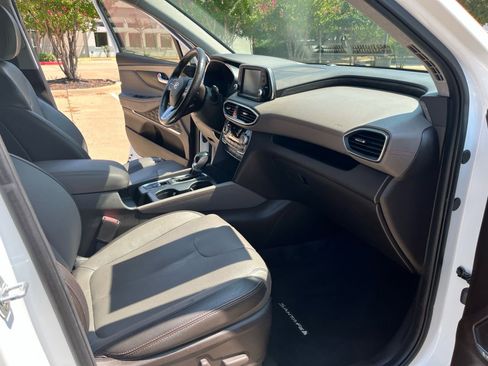 Used 2019 Hyundai Santa Fe Limited image 14