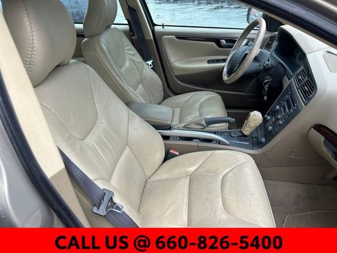 Used 2001 Volvo V70 Cross Country AWD/4WD image 5