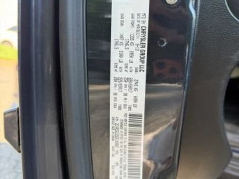 Used 2014 Dodge Grand Caravan SXT w/ UConnect Hands-Free Group FWD image 27