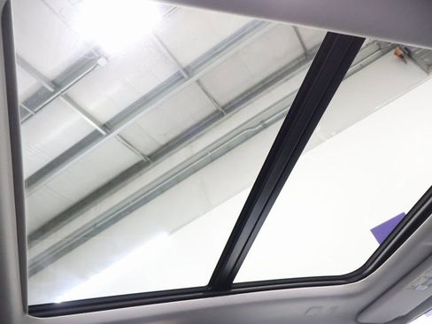 Used 2023 Toyota Sequoia Limited image 26