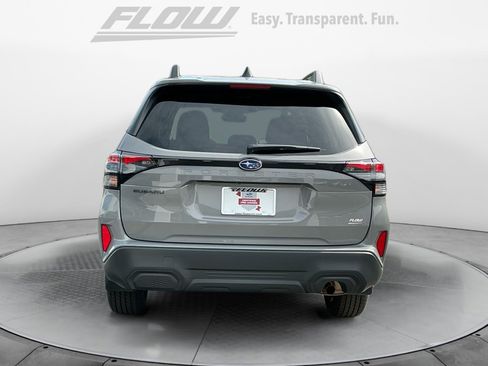 Used 2026 Subaru Forester Premium AWD/4WD image 8