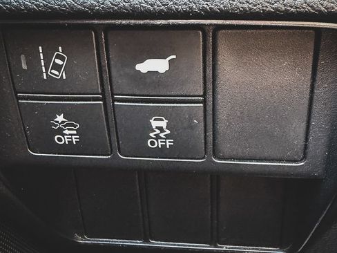 Used 2017 Honda CR-V EX-L image 11
