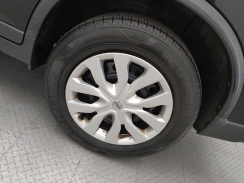 Used 2019 Nissan Rogue S AWD/4WD image 31