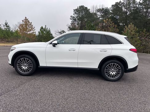 Used 2025 Mercedes-Benz GLC 300 GLC 300 image 7