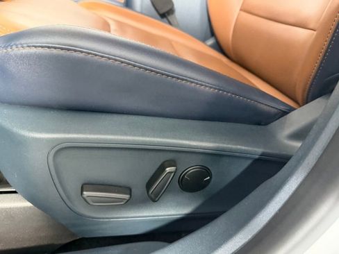 Used 2024 Ford Maverick Lariat image 24