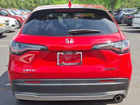 Used 2023 Honda HR-V Sport image 5
