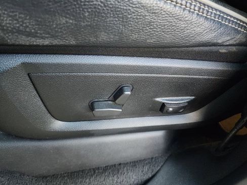 Used 2022 RAM 2500 Limited w/ Safety Group AWD/4WD image 34