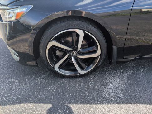 Used 2019 Honda Accord Sport image 28