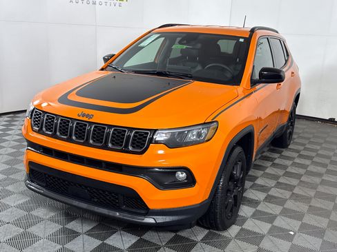 New 2026 Jeep Compass Latitude AWD/4WD image 4