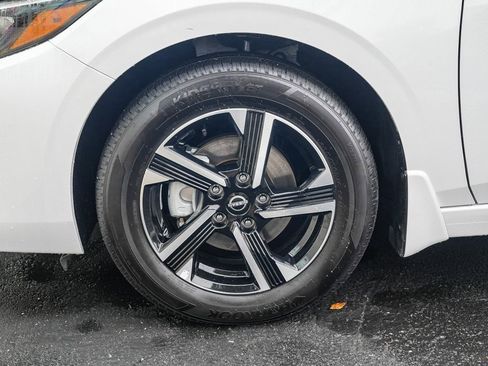 Used 2025 Nissan Sentra SV w/ All-Weather Package image 9