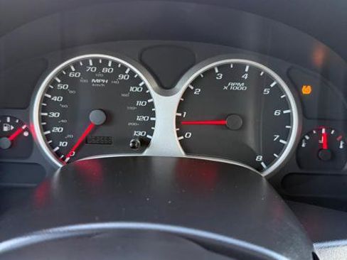 Used 2005 Chevrolet Equinox LT w/ Preferred Equipment Group image 10