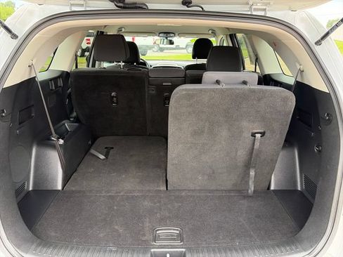 Used 2019 Kia Sorento L FWD image 28