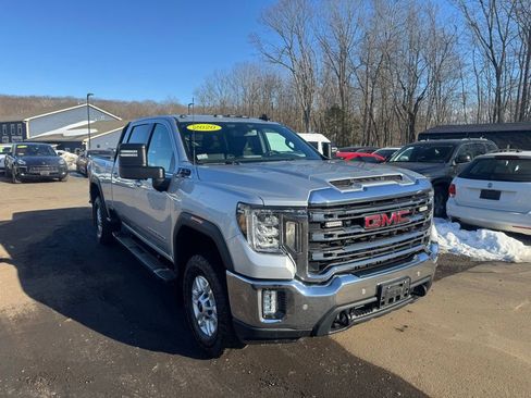 Used 2020 GMC Sierra 2500 SLE w/ SLE Value Package; image 3
