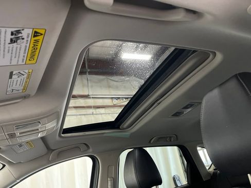 Used 2019 MAZDA CX-5 Touring AWD/4WD image 3