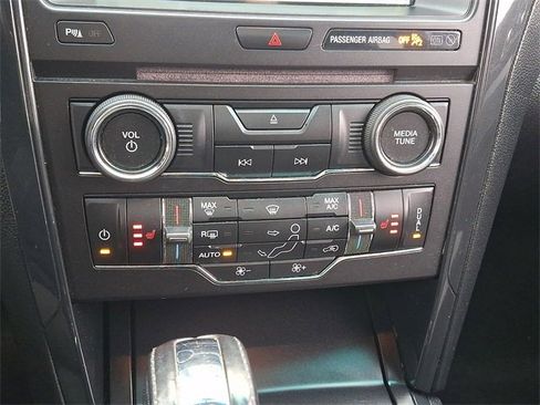 Used 2017 Ford Explorer XLT w/ Equipment Group 202A image 16