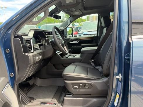 New 2026 GMC Sierra 2500 Denali w/ Denali Reserve Package AWD/4WD image 9