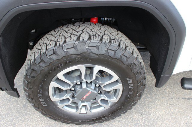 Used 2024 GMC Sierra 3500 SLE w/ SLE Convenience Package AWD/4WD image 4