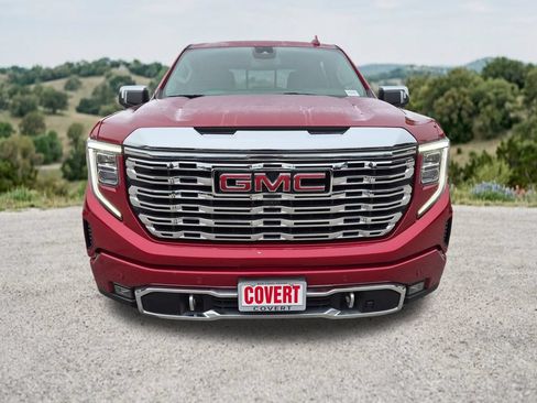 Used 2024 GMC Sierra 1500 Denali AWD/4WD image 2