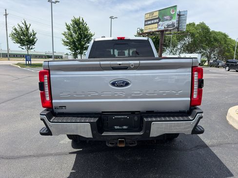 Used 2024 Ford F350 Lariat w/ Lariat Ultimate Package AWD/4WD image 6