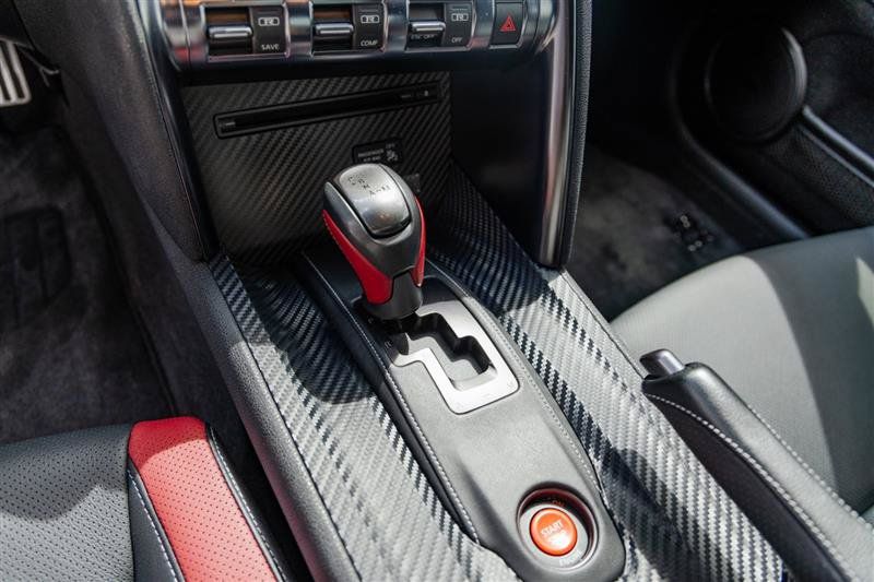 Used 2015 Nissan GT-R Black Edition AWD/4WD image 27