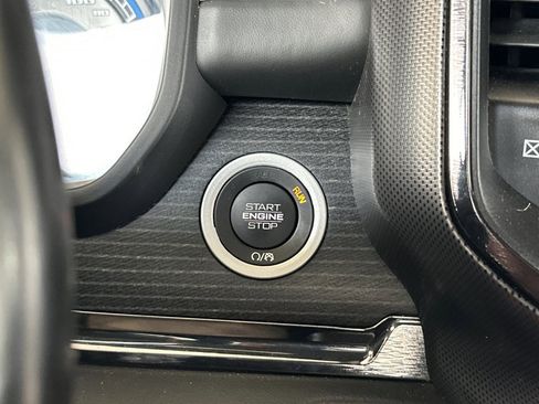 Used 2022 RAM 1500 Limited image 23