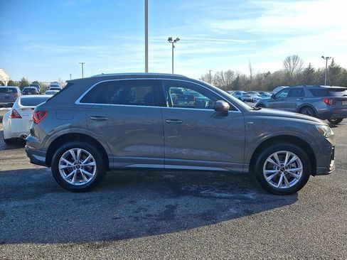 Used 2024 Audi Q3 2.0T Premium Plus w/ Premium Plus Package image 7