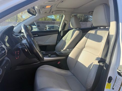 Used 2015 Lexus IS 250 image 12