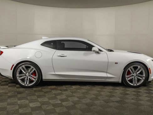 Used 2018 Chevrolet Camaro SS image 16