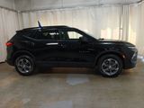 Used 2024 Chevrolet Blazer LT w/ Convenience Package image 3