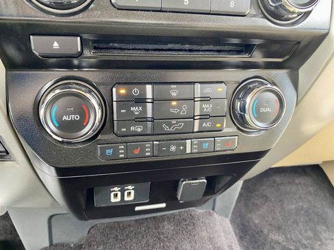 Used 2017 Ford F150 Lariat w/ Equipment Group 501A Mid image 43