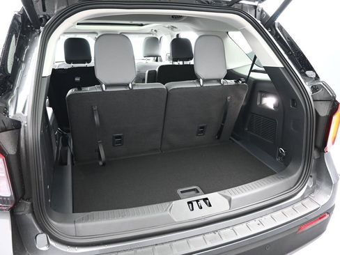 New 2026 Ford Explorer Active w/ Active Comfort Package AWD/4WD image 31