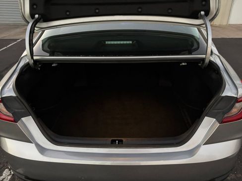 Used 2025 Toyota Camry LE image 30