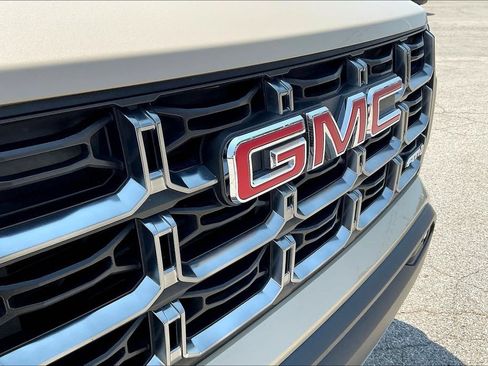 Used 2023 GMC Canyon AT4 w/ LPO, Skid Plate Package AWD/4WD image 26