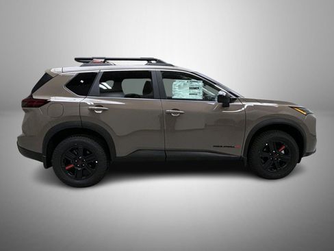 New 2026 Nissan Rogue Rock Creek image 4