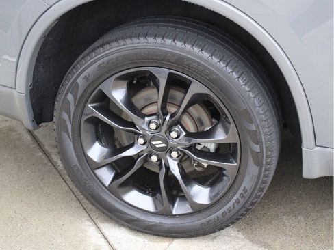 Used 2025 Dodge Durango GT AWD/4WD image 36