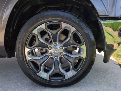 Used 2021 RAM 1500 Limited AWD/4WD image 13