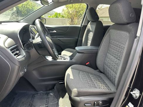 Certified 2024 Chevrolet Equinox LT FWD image 15